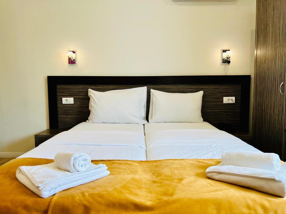 Side One Design Hotel Garni Белград Экстерьер фото
