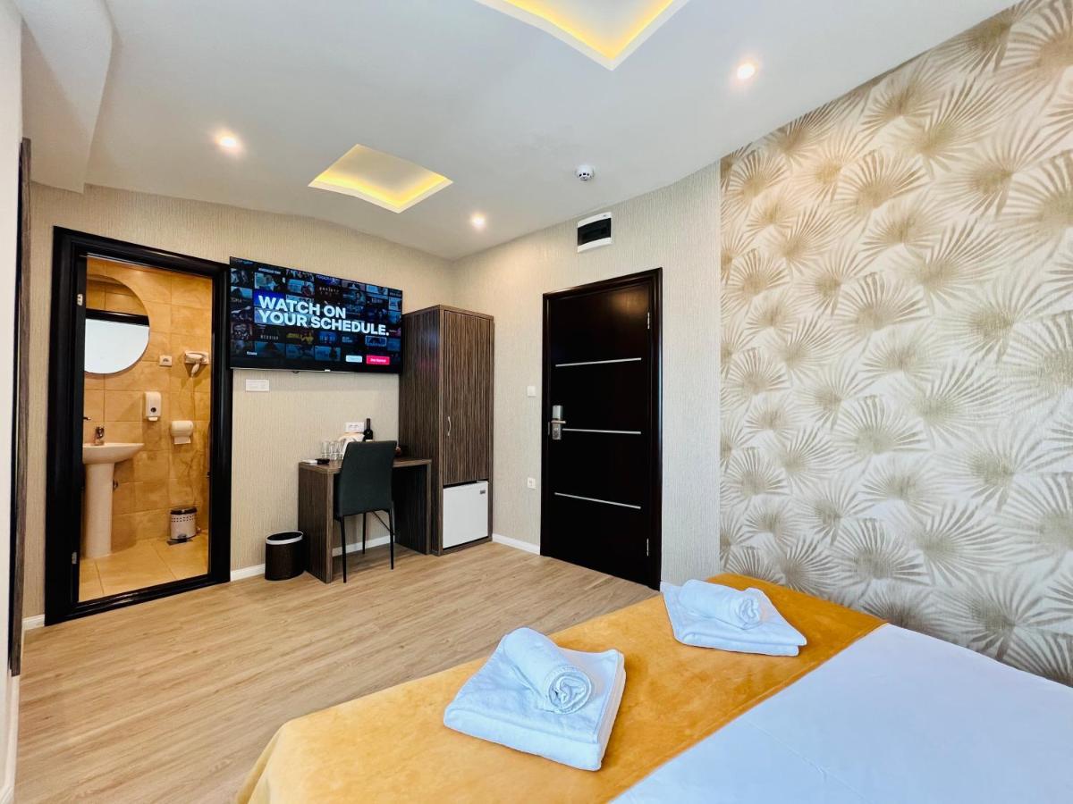 Side One Design Hotel Garni Белград Экстерьер фото