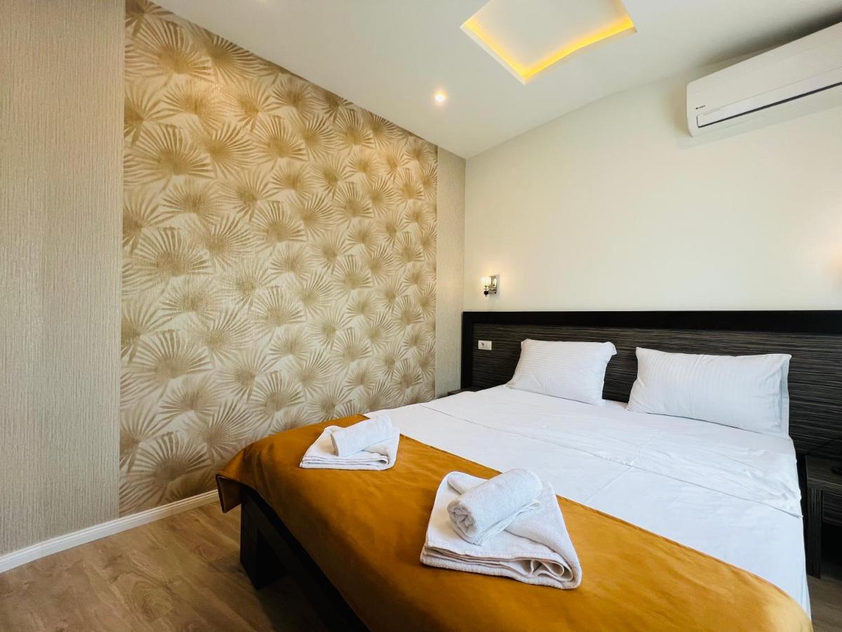 Side One Design Hotel Garni Белград Экстерьер фото