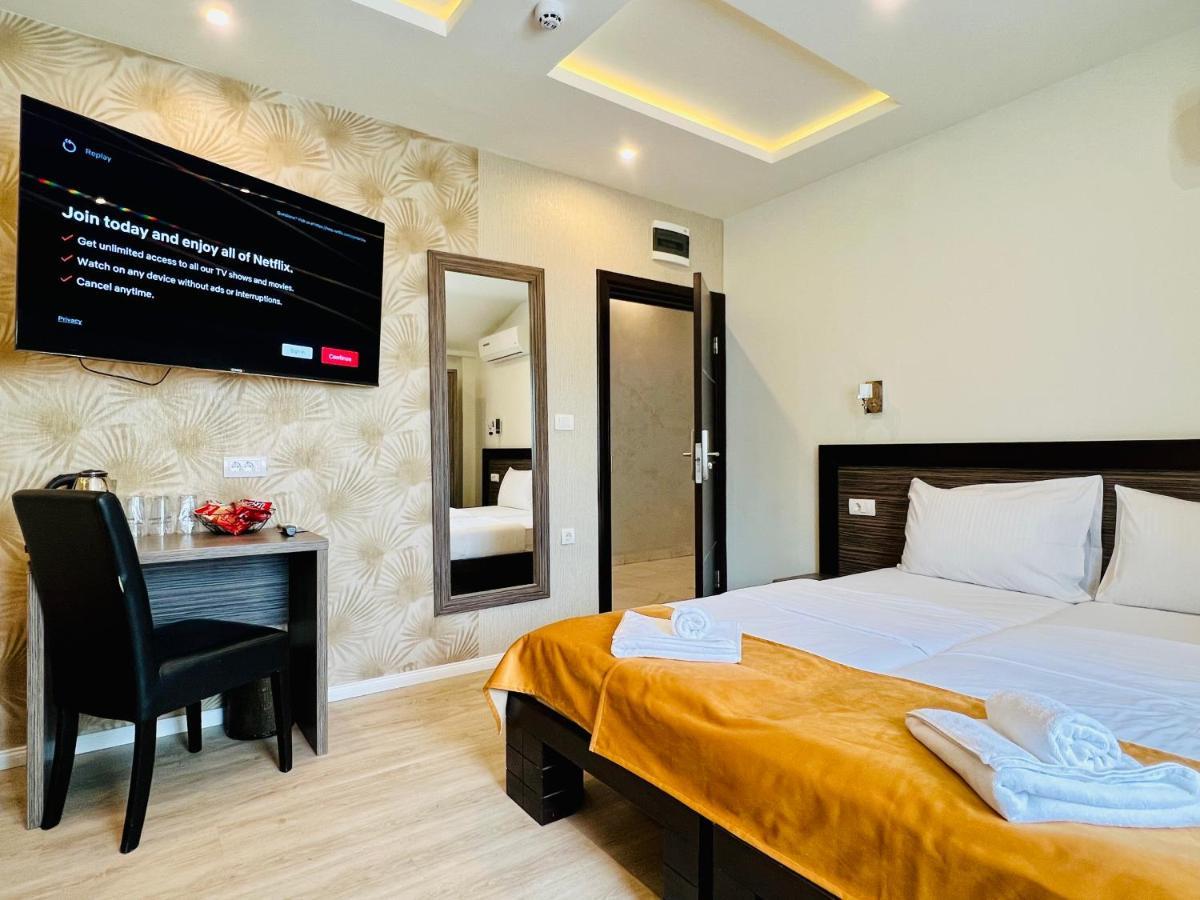 Side One Design Hotel Garni Белград Экстерьер фото